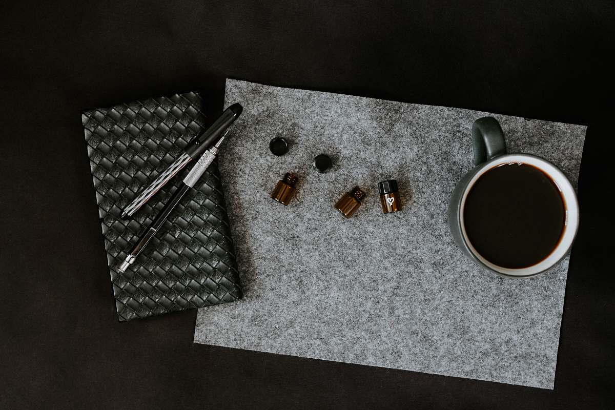 cup green cup on gray mat accessories